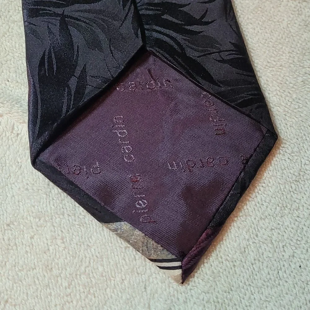 Pierre Cardin men's all‎ silk tie